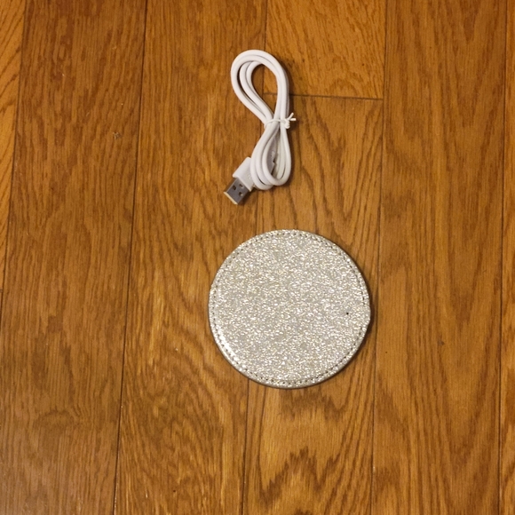 New powertek wireless charger. Gray glitter. Charging cable. - Picture 2 of 6